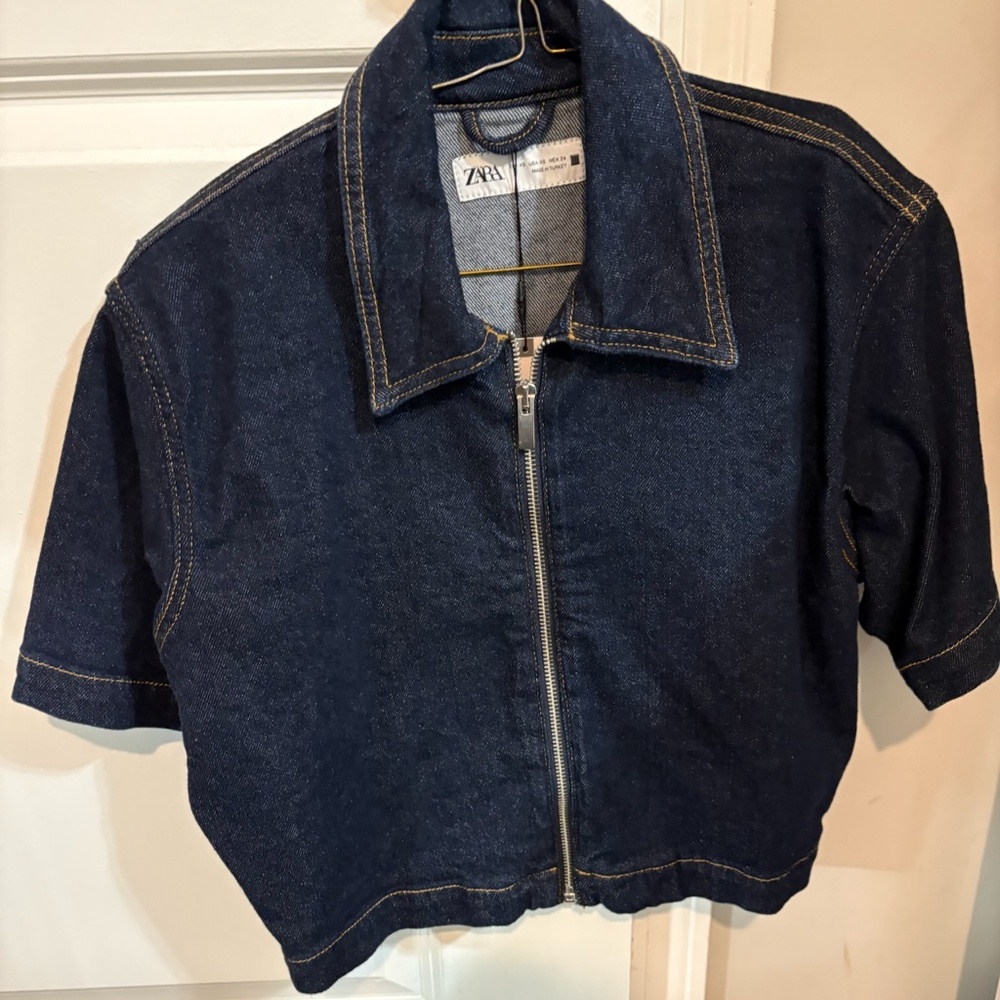 Zara XS Denim Collared zip up top NWT